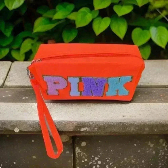 Make up Bag - Picture 2 of 3